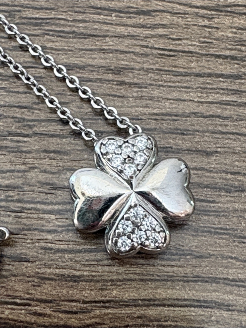 Pretty Bird White Gold Four-Leaf Clover Necklace with Pave Stones